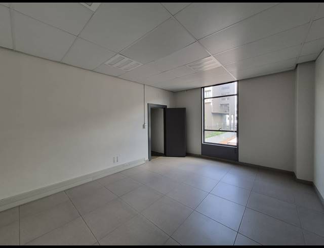 215M² OFFICE TO LET IN ROSEBANK